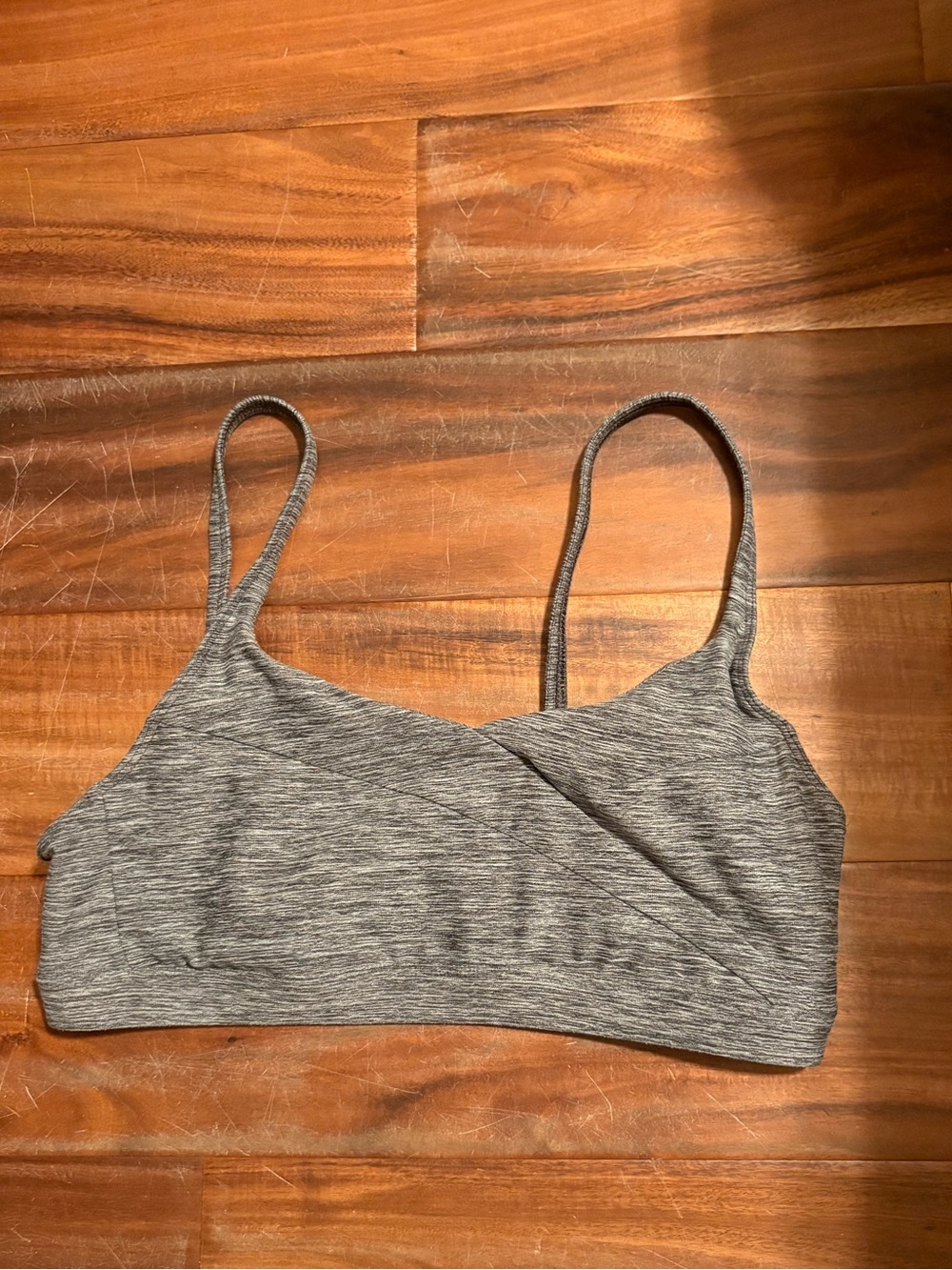 The North Face Women’s Heather Gray Sports Bra Athletic Crop Top (1192)